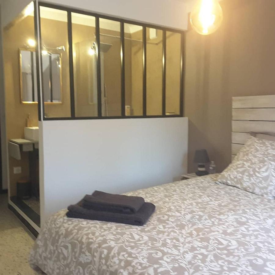 Philoxenia Bed & Breakfast Pourrieres Luaran gambar