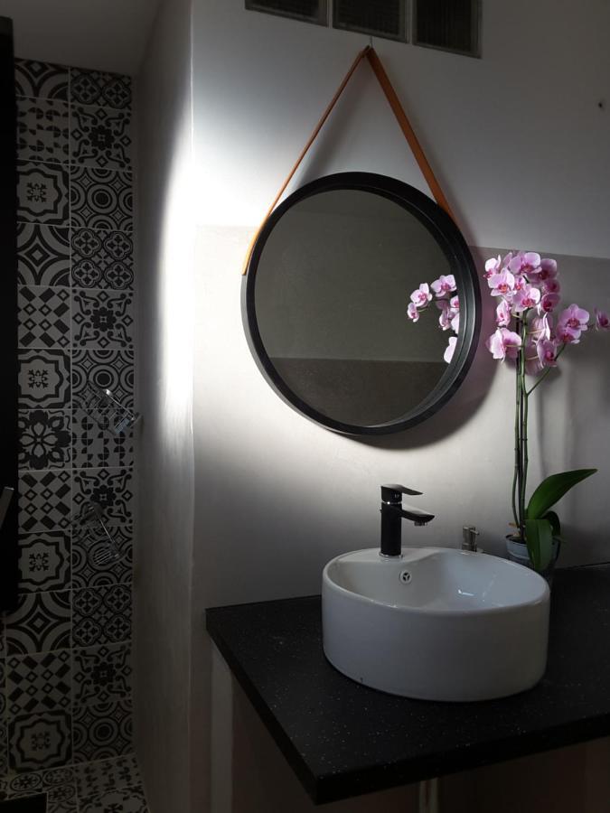 Philoxenia Bed & Breakfast Pourrieres Luaran gambar